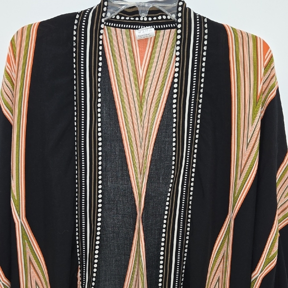 Stylish Black and Orange Geometric Women's Kimono Wrap Poncho Size M - Picture 4 of 6